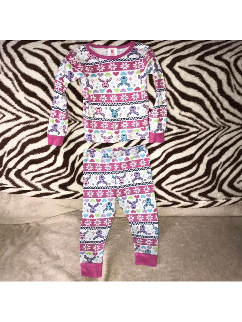 Reindeer 2T Girls Pink Multi-Character Printed Pajama Set